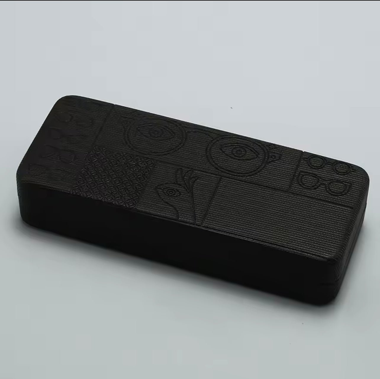 Emery Glasses Case