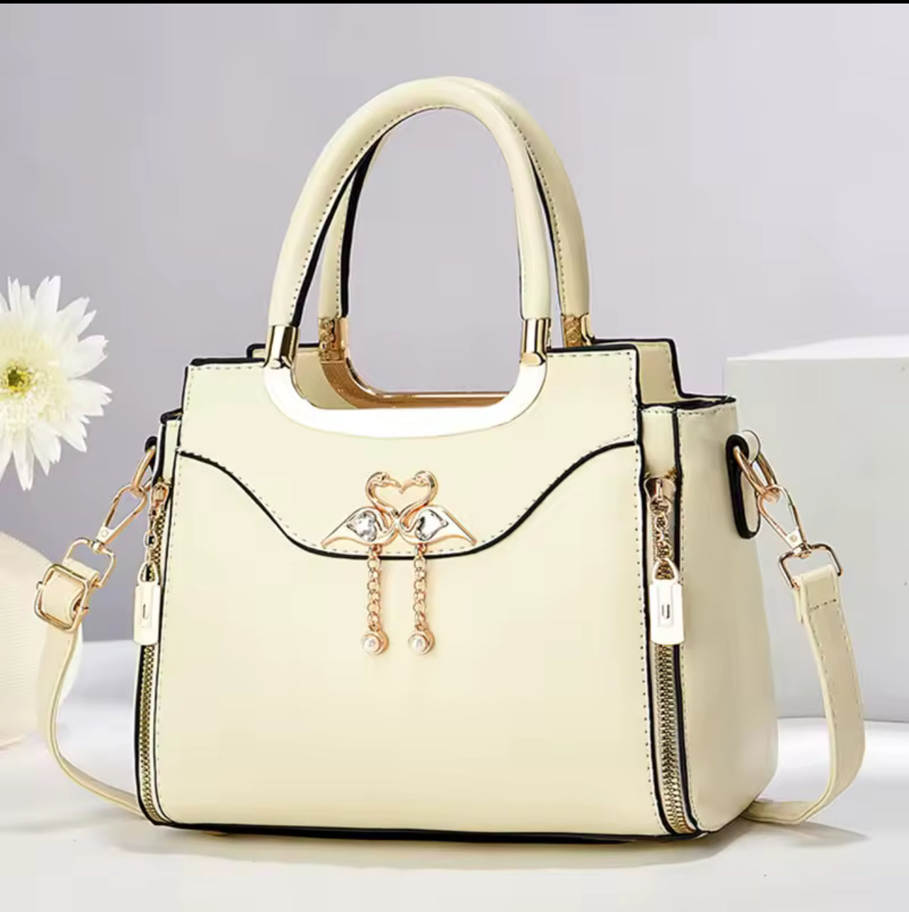 Faye Ladies Handbag